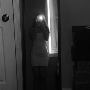 Meet your Posher, Yesli